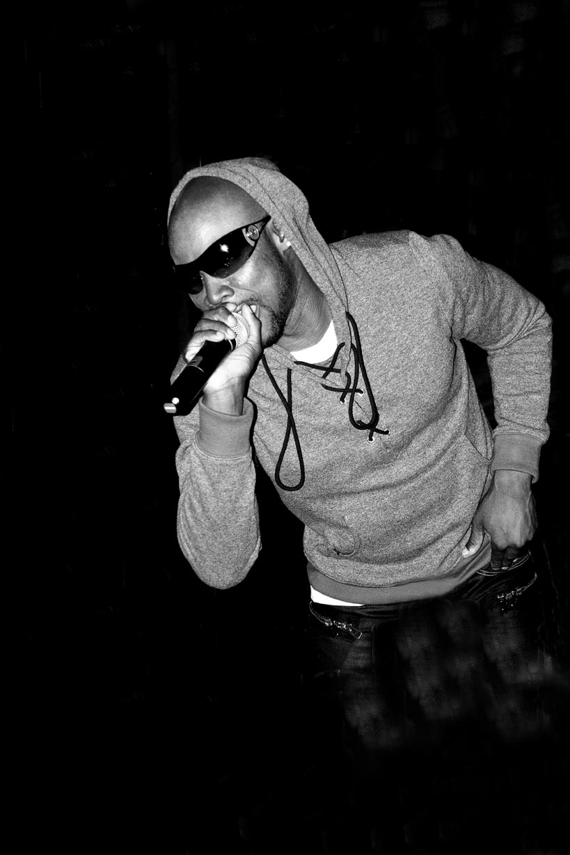 Drawntolight Mandoza0002